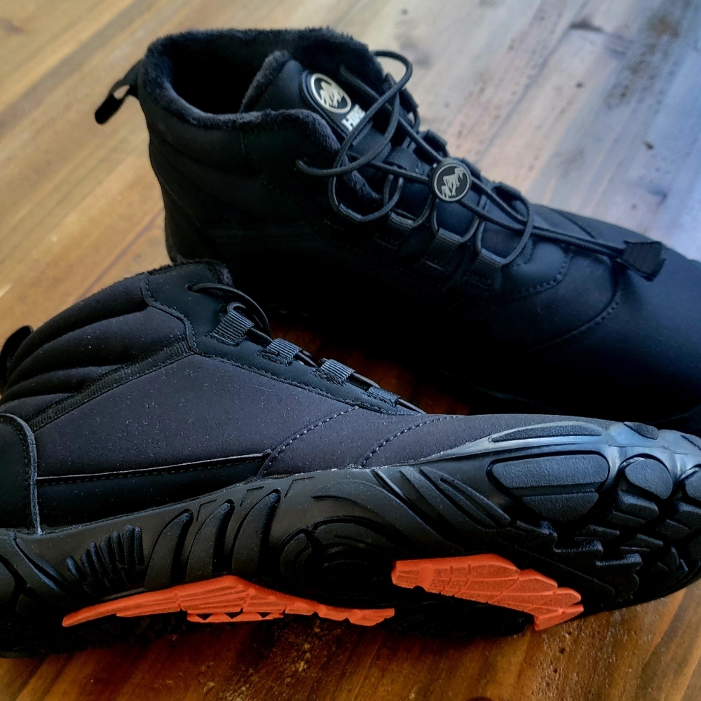 Hike Men's Black Hiking Boots - US 8.5